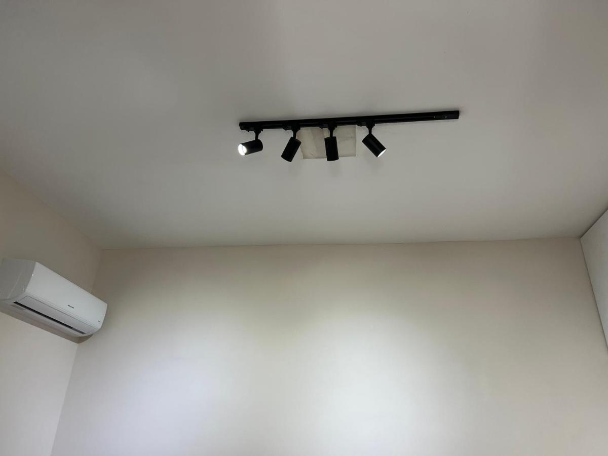 Hq Apartment In Center 티라나 외부 사진